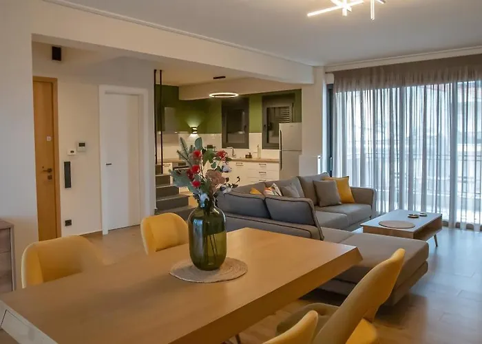 Element Suites - Yellow - Apt 2Bd - Kalambaka