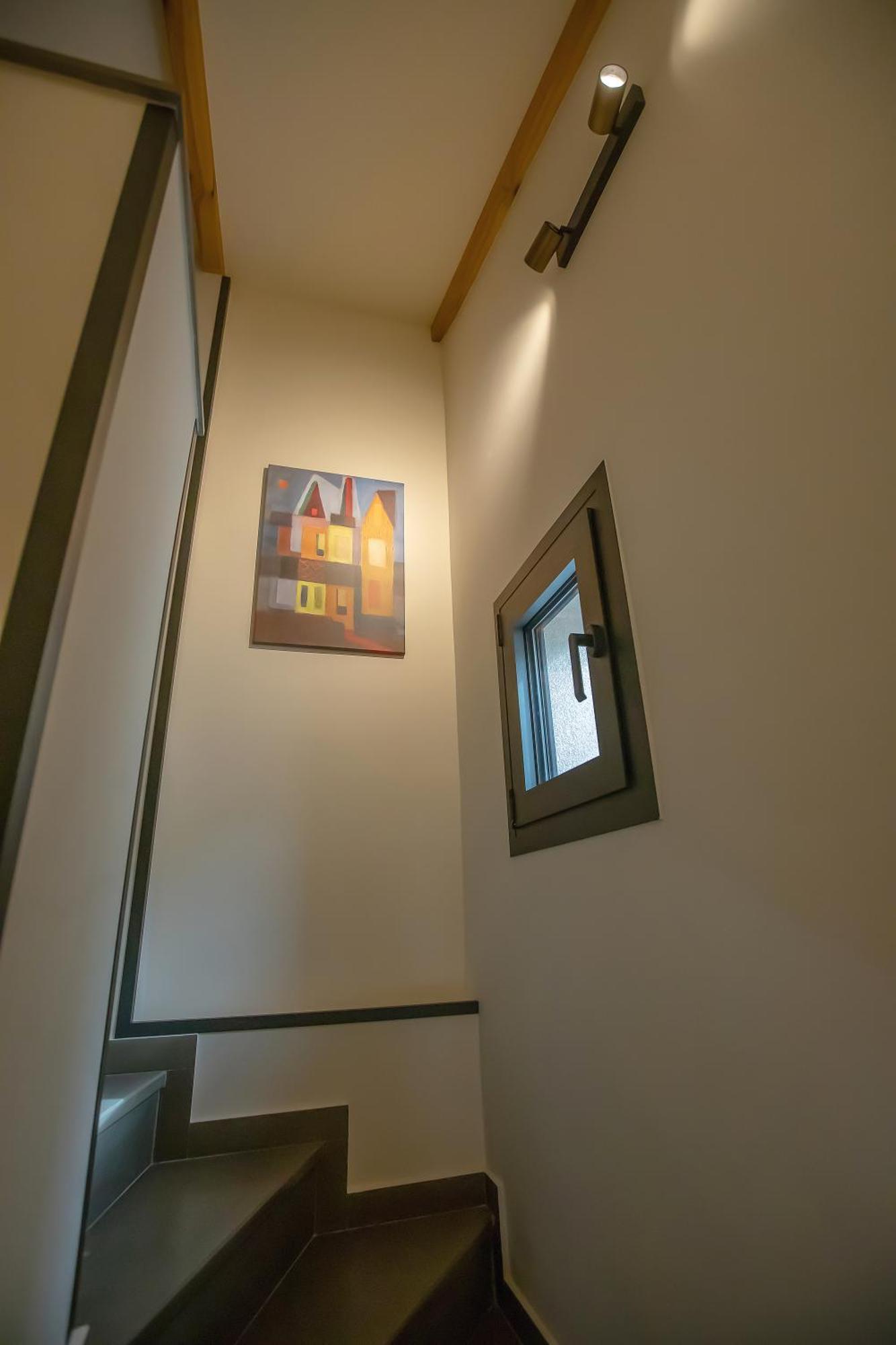 Element - Yellow - 2bd - Apartment Kalambaka