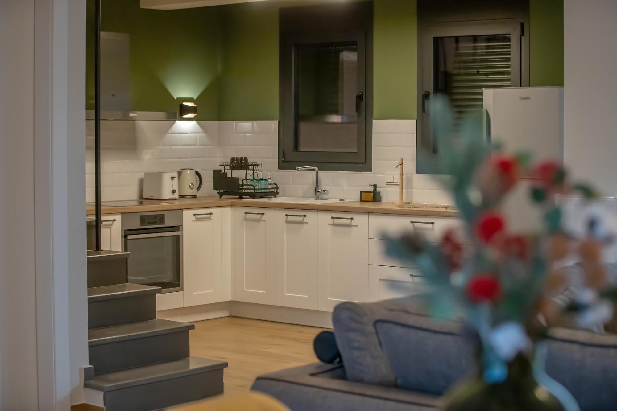 Apartment Element - Yellow - 2bd - *