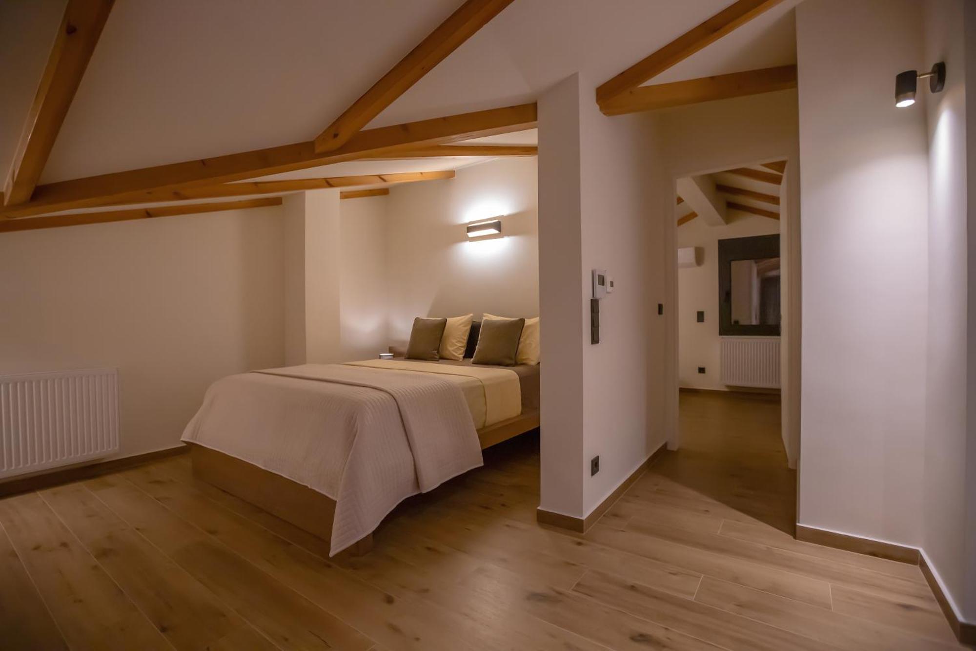Element - Yellow - 2bd - Apartment *