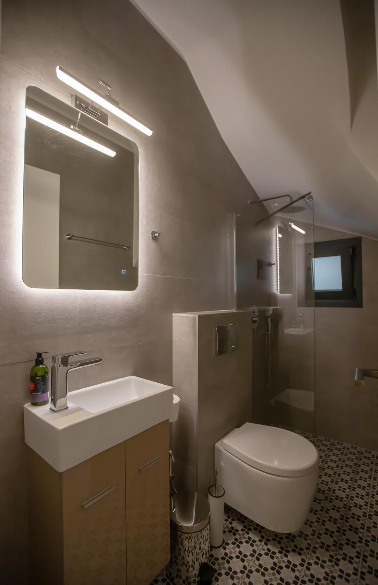 Element - Yellow - 2bd - Apartment Kalambaka