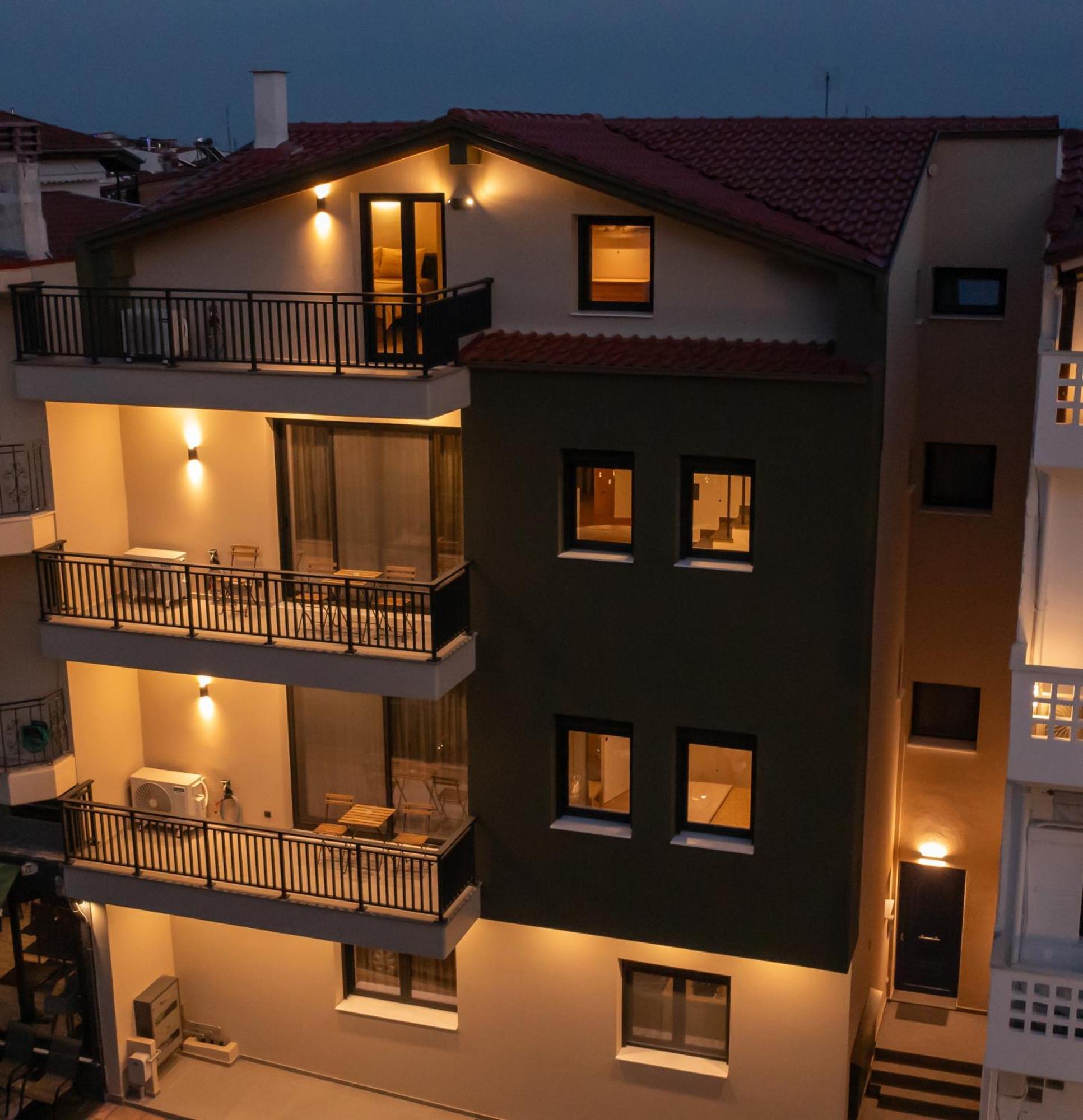 Element - Yellow - 2bd - * Kalambaka